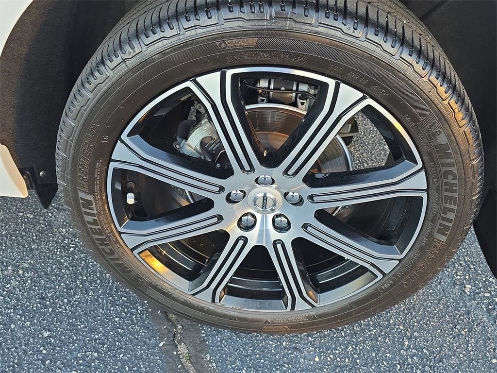 2021 Volvo XC60 T5 Inscription