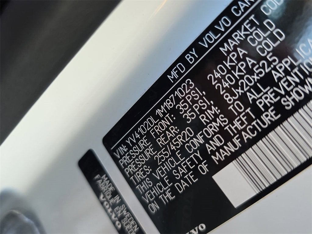 2021 Volvo XC60 T5 Inscription