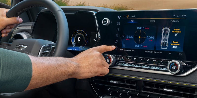 Infotainment screen in 2026 Chevrolet Colorado