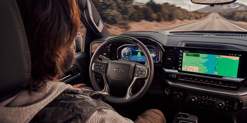 Wheel and infotainment screen in 2026 Silverado 1500